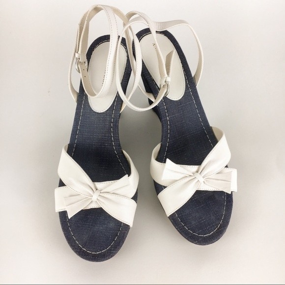 Ann Taylor Women's Denim & White Leather Bow‎ Wedges Sandals Shoes Size 9.5 - Picture 3 of 8